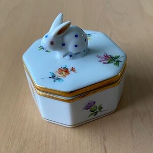 Herend Porcelain Rabbit/Bunny Box
